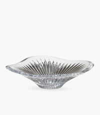 Meridian Centerpiece 22Cm