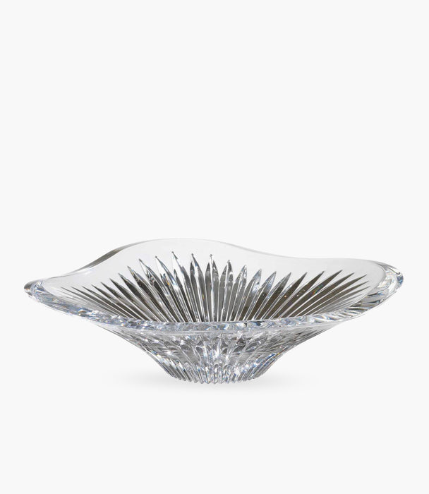 Meridian Centerpiece 22Cm