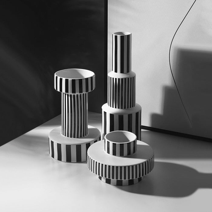 Nathalie Medium Vase - Monochrome