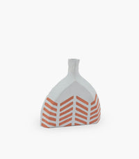 Cotton Mache Vase 
22 x 23cm - Roomours UAE