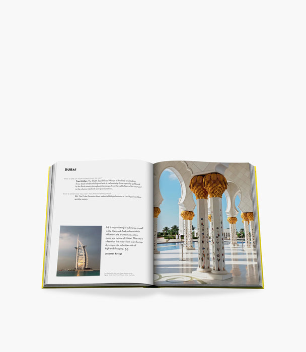 كتاب ديكور مجموعة الكلاسيكيات بعنوان: ترافل باي ديزاين