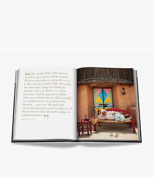 Saudi Arabia: Flower Men - Roomours UAE