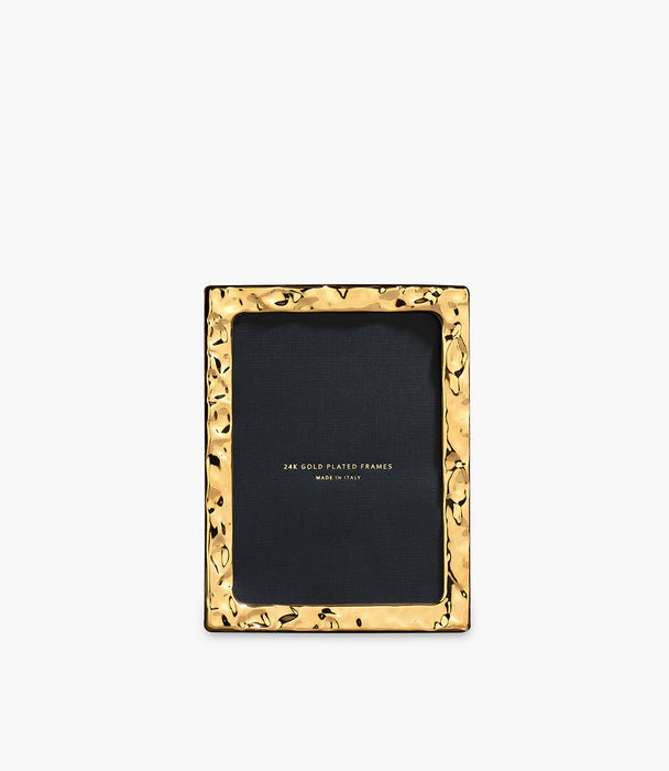 إطار صور تريجر ذهبي بحافة متعرجة وقاعدة خشبية - 10×15 سم