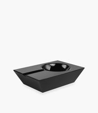 Kiyara Crystal Glass Ashtray Black 20x13x5cm - Roomours UAE