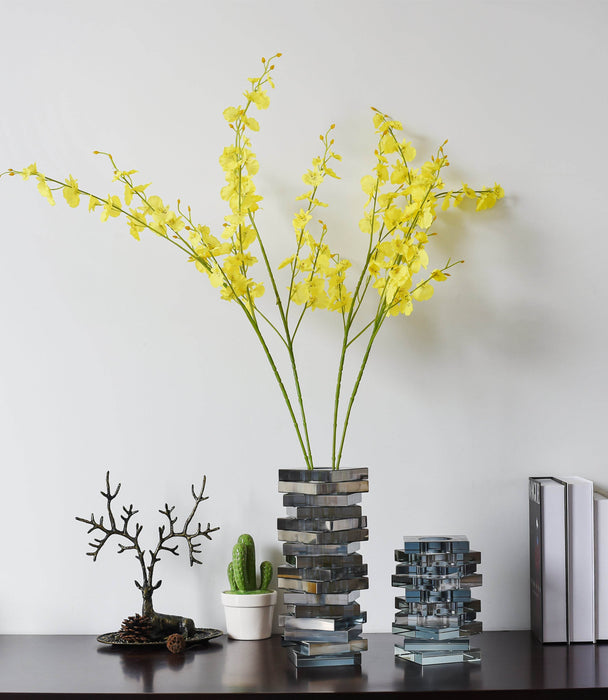 Kiyara Crystal Glass Vase Eletroplating Grey L 14x14x30cm - Roomours UAE