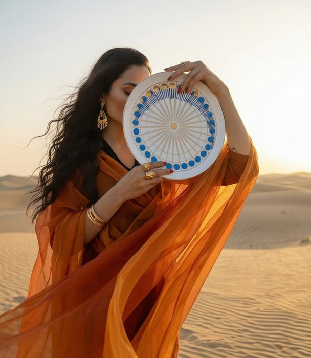 طبق تقديم شرق خزف صيني ملون