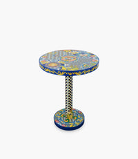 طاولة باليت خشبية زرقاء بزخارف ملونة - 65×65×86 سم