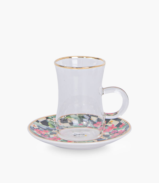 طقم أكواب شاي زجاجية مع صحون بورسلين بنقشة الورود والمربعات